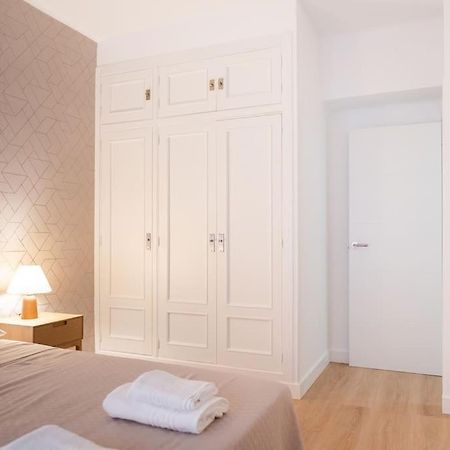 Esplendido Apartamento En El Centro Malaga Bagian luar foto