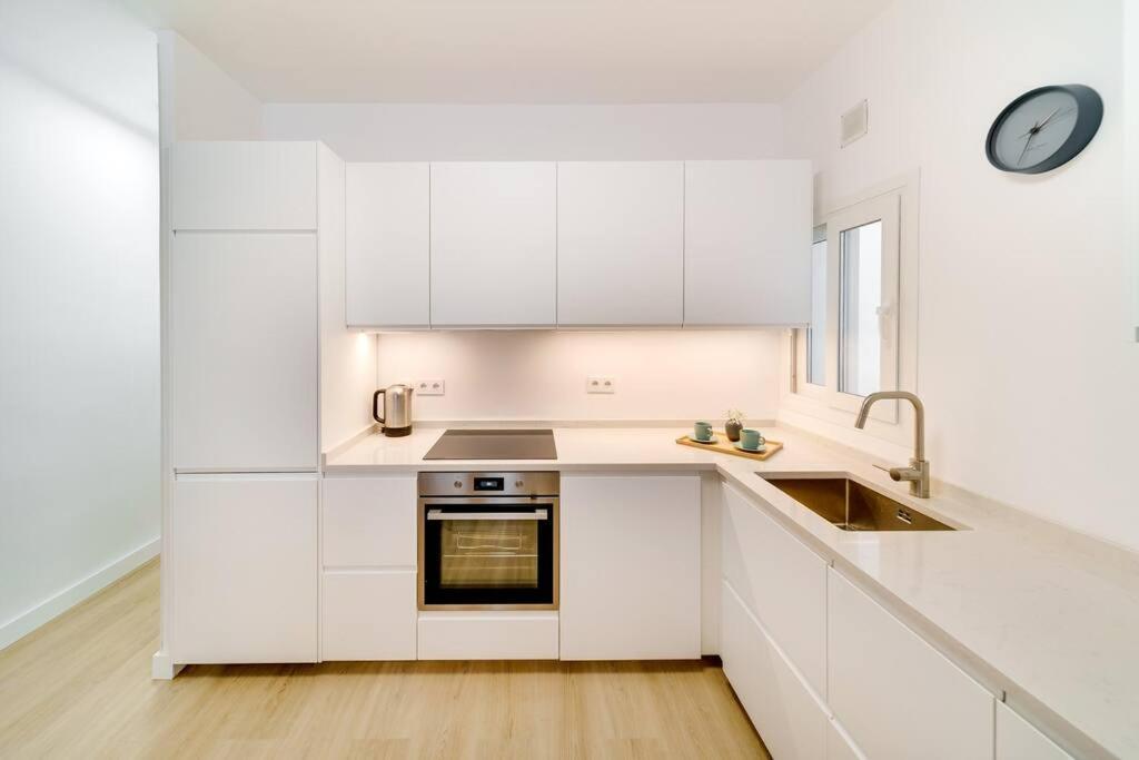 Esplendido Apartamento En El Centro Malaga Bagian luar foto