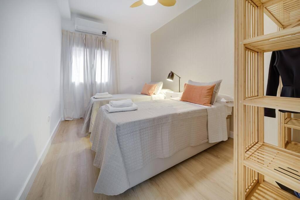 Esplendido Apartamento En El Centro Malaga Bagian luar foto
